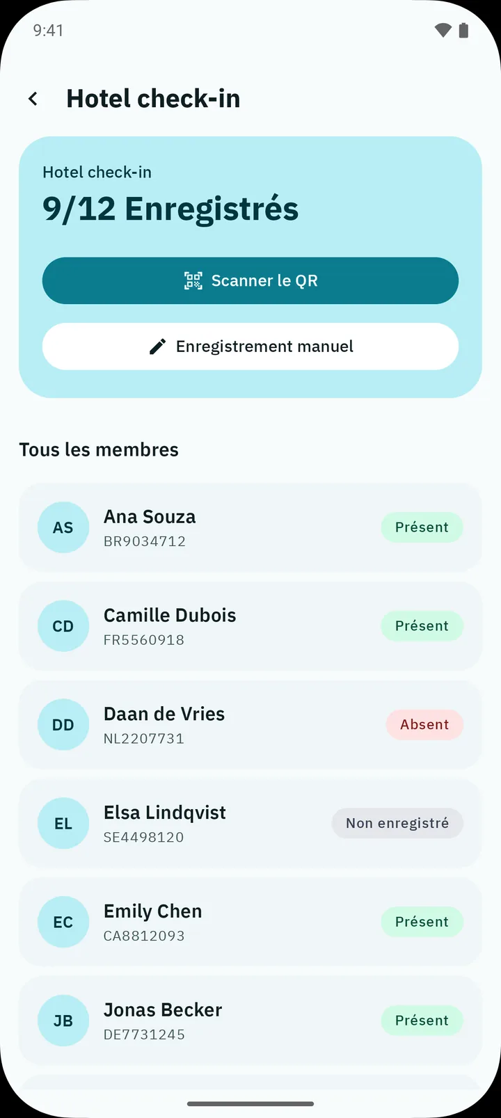 Une session de pointage : 9 membres sur 12 enregistrés, le bouton de scan et la liste des membres avec leur statut